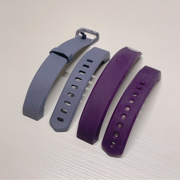 2 Fitbit Bands - Picture 2 of 6